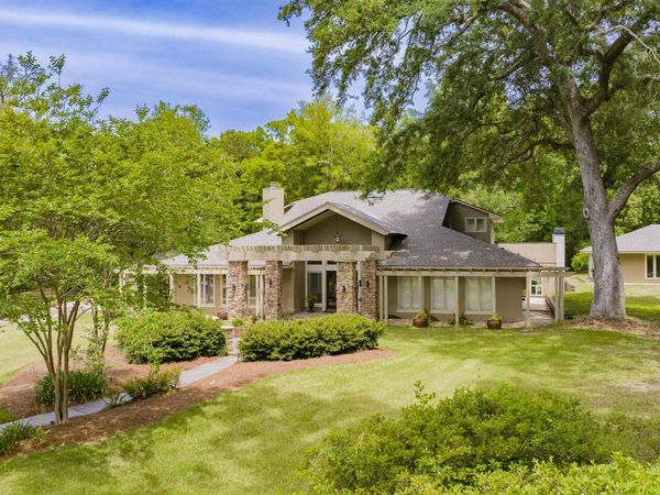 6801 N Winding Brook Drive, Daphne, AL 36526