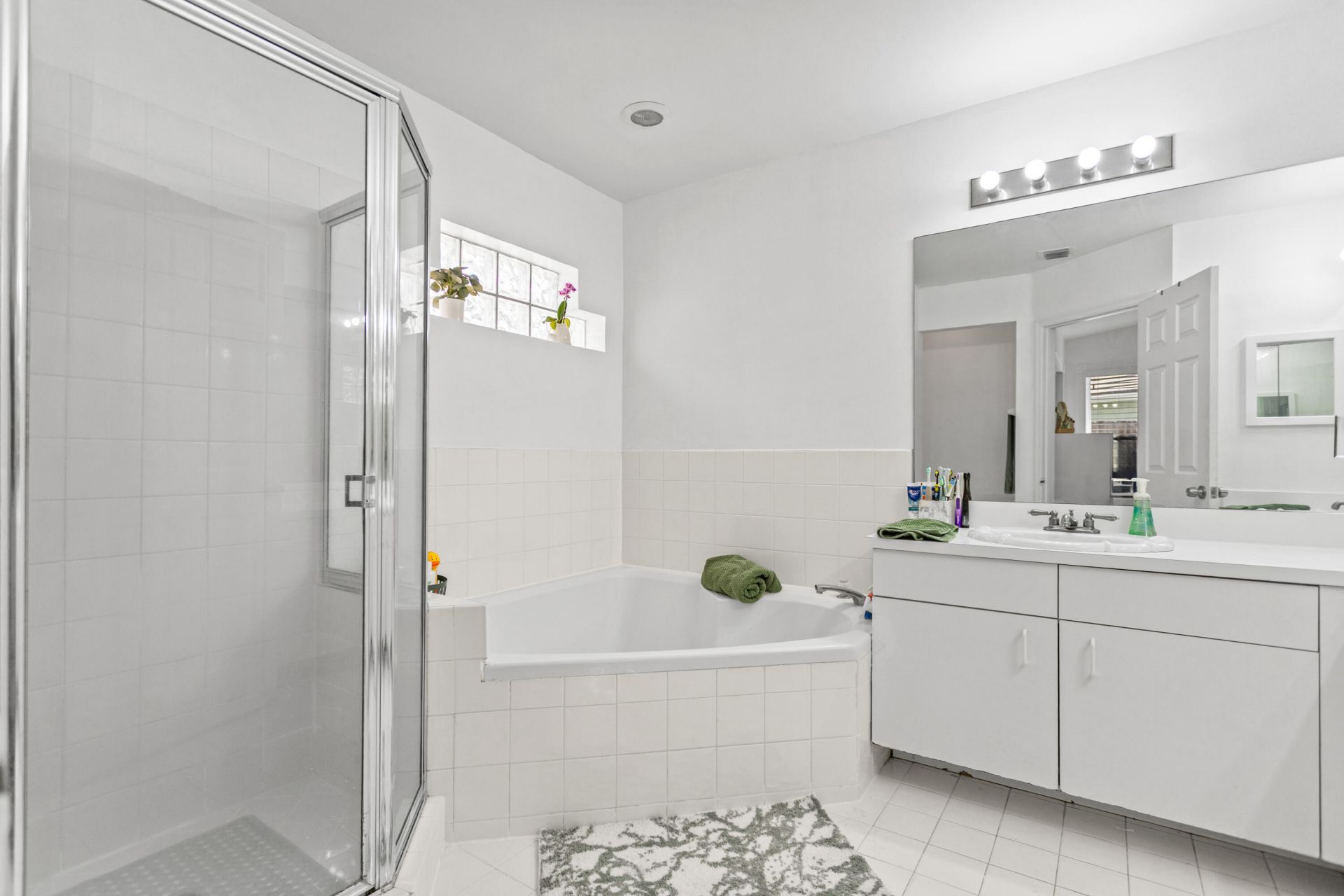 14738 SW 123rd Avenue, Miami, FL 33186 Photo