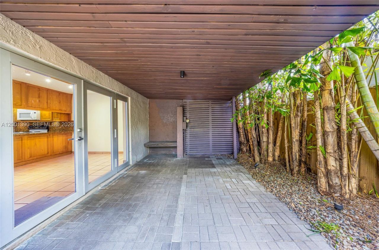 72 SW 113th Ave , Sweetwater, FL 33174 Photo