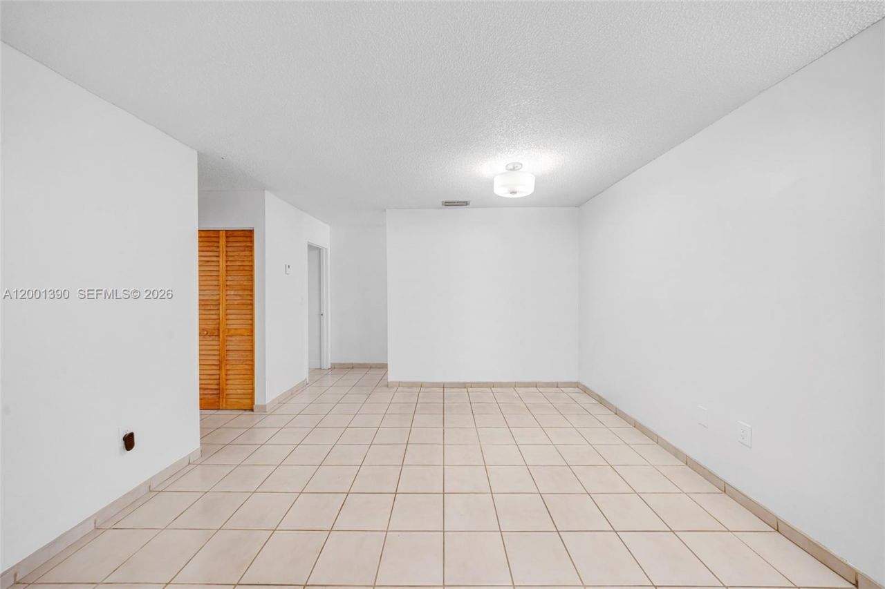 72 SW 113th Ave , Sweetwater, FL 33174 Photo