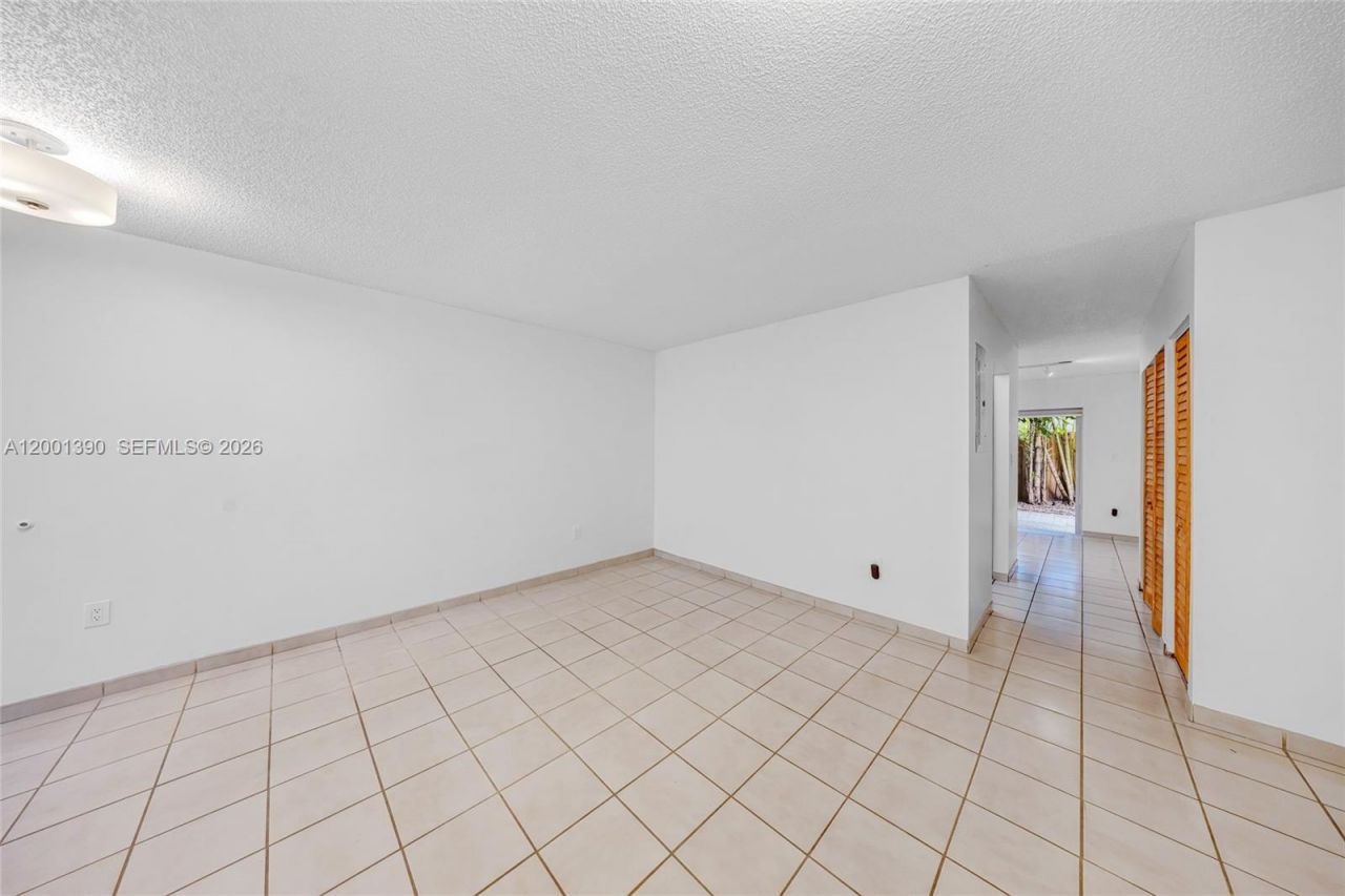 72 SW 113th Ave , Sweetwater, FL 33174 Photo