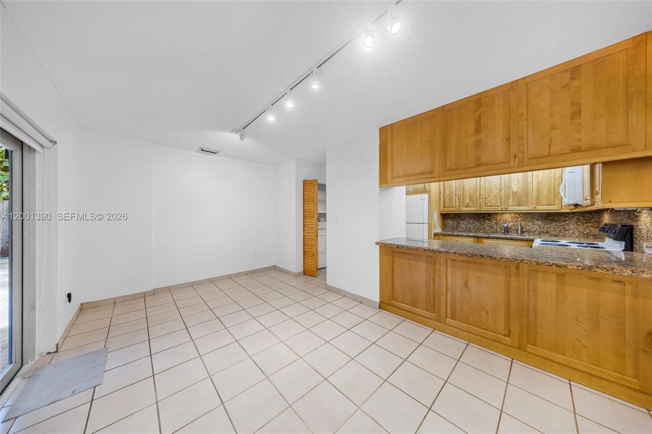 72 SW 113th Ave , Sweetwater, FL 33174 Photo