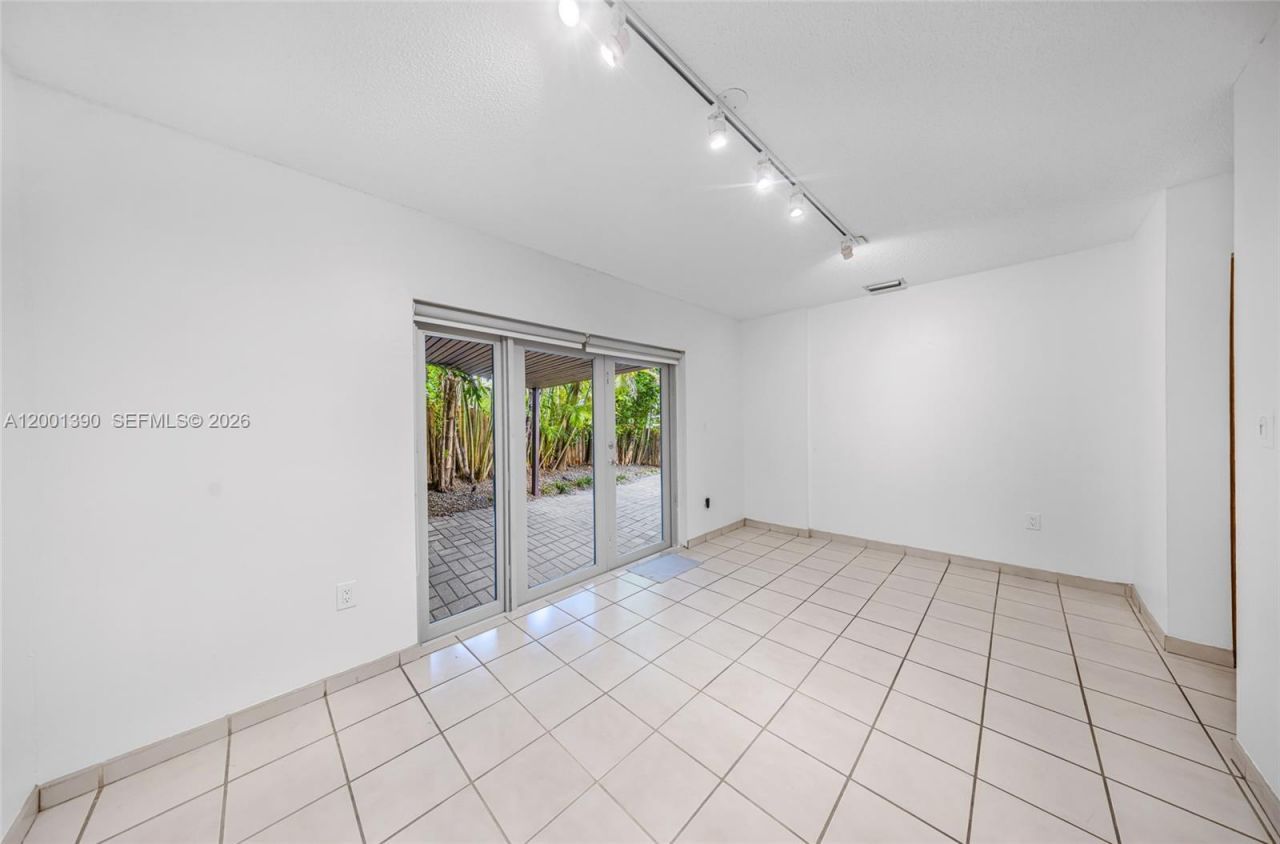 72 SW 113th Ave , Sweetwater, FL 33174 Photo