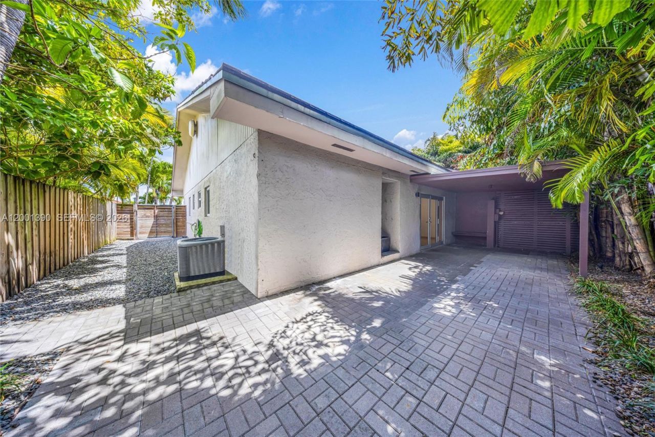 72 SW 113th Ave , Sweetwater, FL 33174 Photo