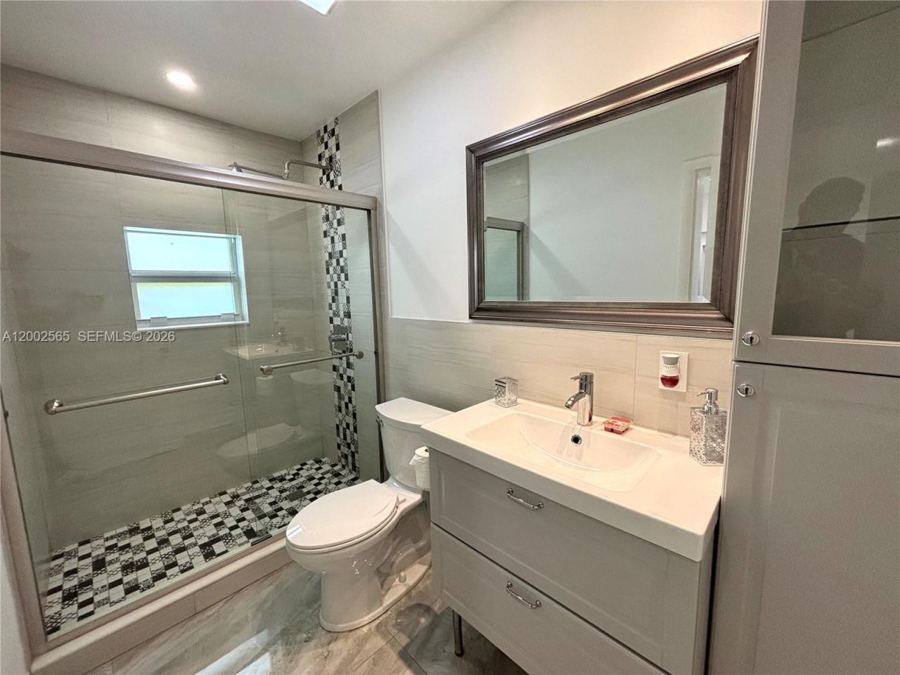 151 NW 165th St , Miami, FL 33169 Photo