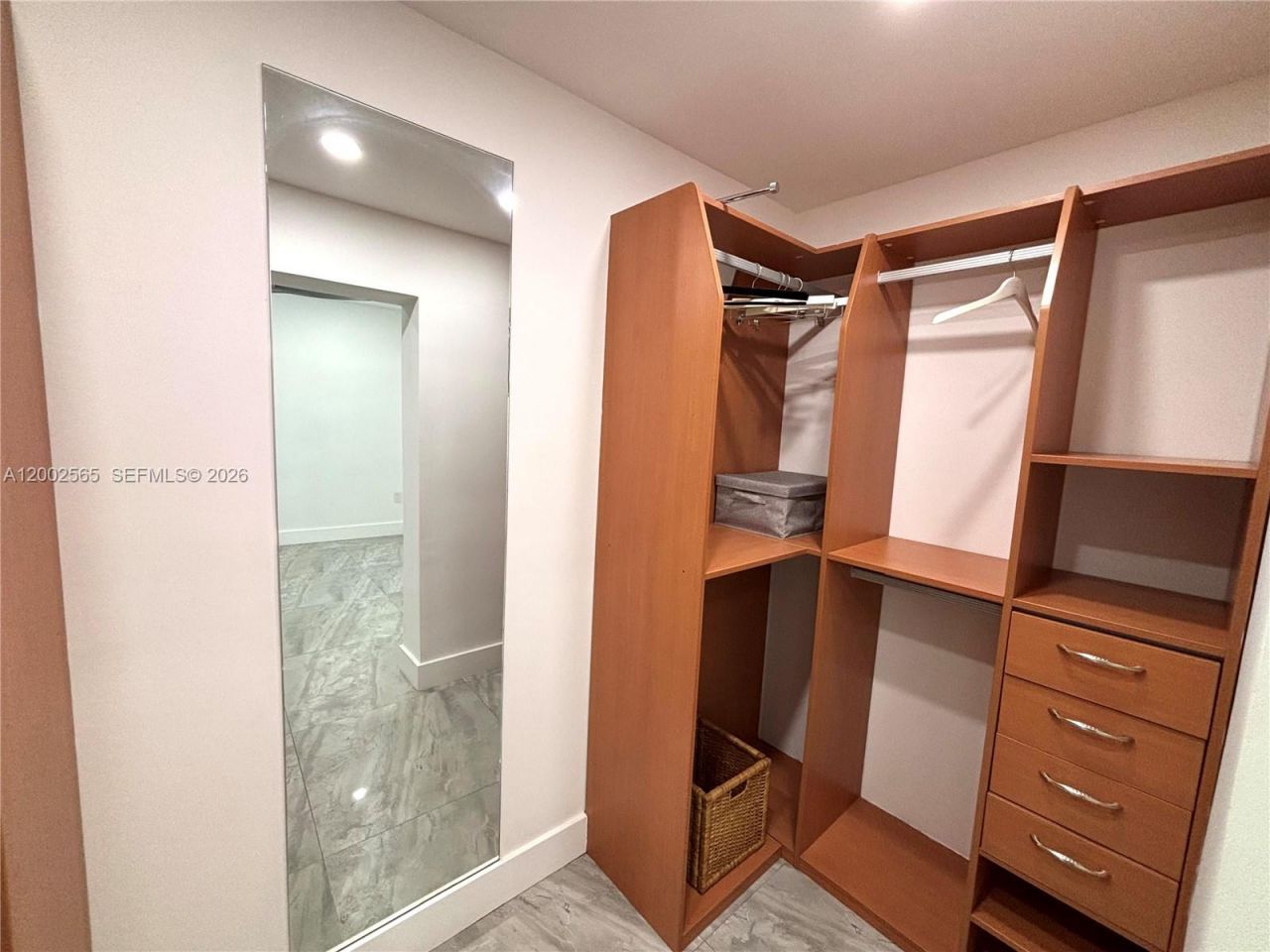 151 NW 165th St , Miami, FL 33169 Photo