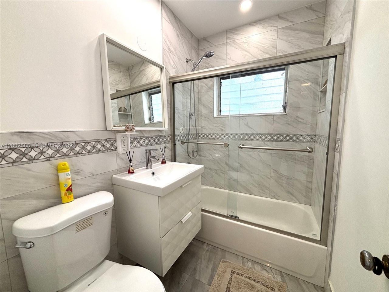 151 NW 165th St , Miami, FL 33169 Photo