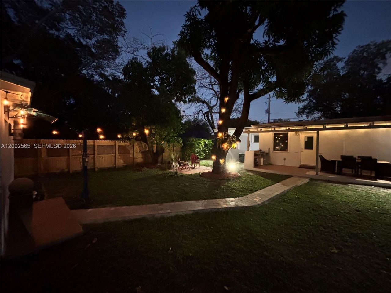 151 NW 165th St , Miami, FL 33169 Photo