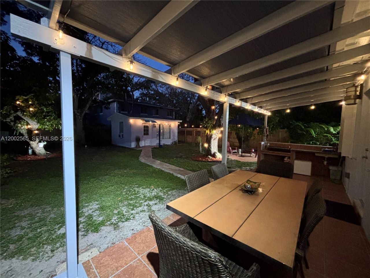 151 NW 165th St , Miami, FL 33169 Photo