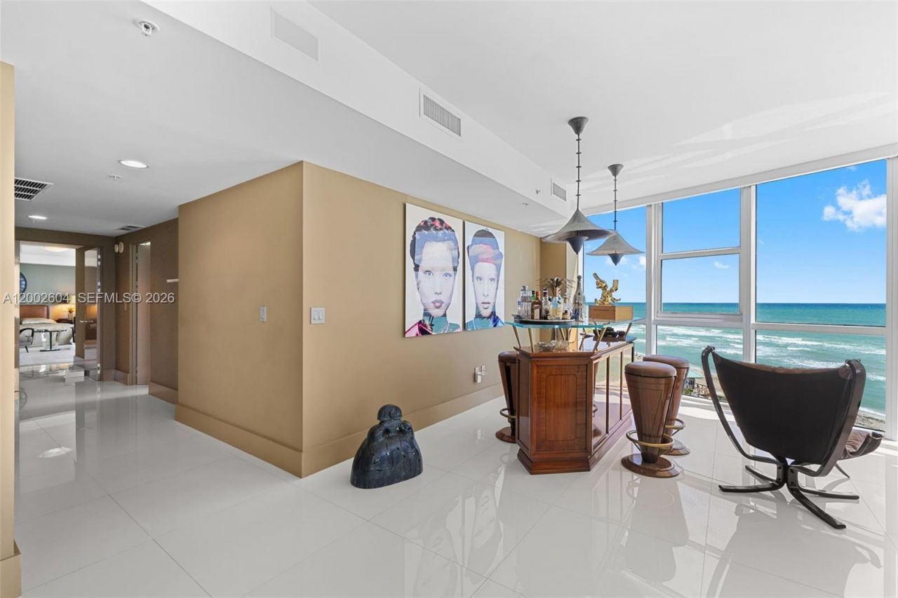 18201 Collins Ave , Unit 709, Sunny Isles Beach, FL 33160 Photo