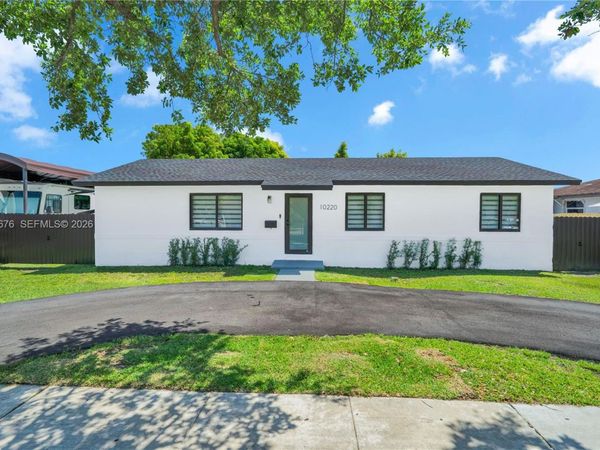 10220 SW 168th St , Miami, FL 33157