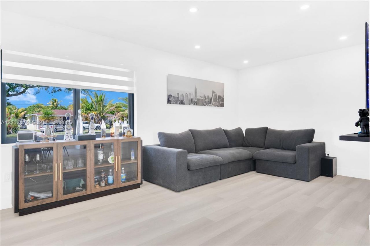 10220 SW 168th St , Miami, FL 33157 Photo