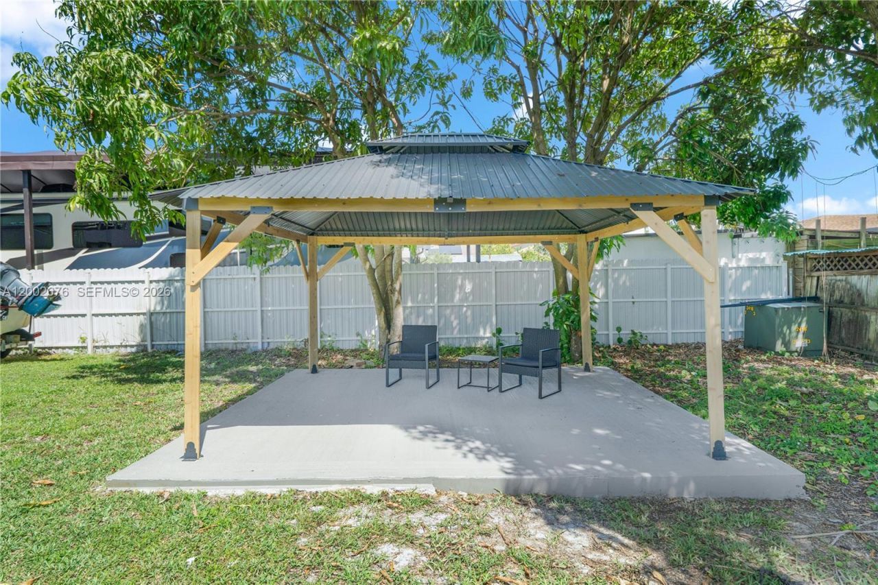 10220 SW 168th St , Miami, FL 33157 Photo