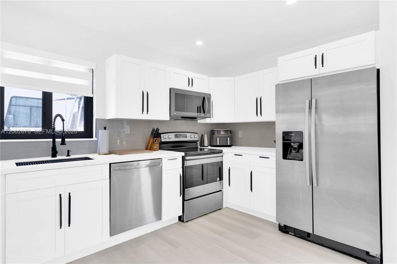 10220 SW 168th St , Miami, FL 33157 Photo