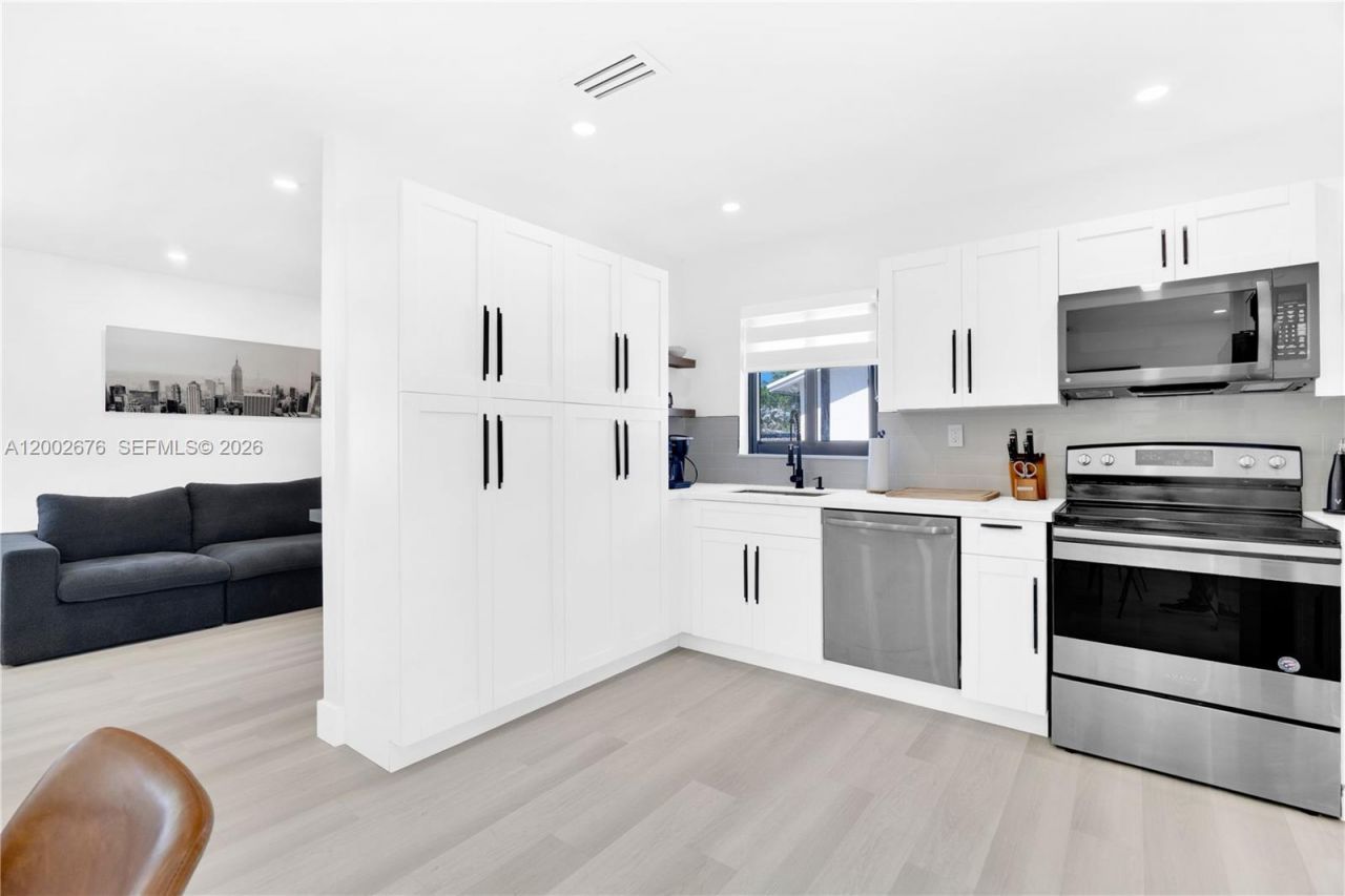 10220 SW 168th St , Miami, FL 33157 Photo