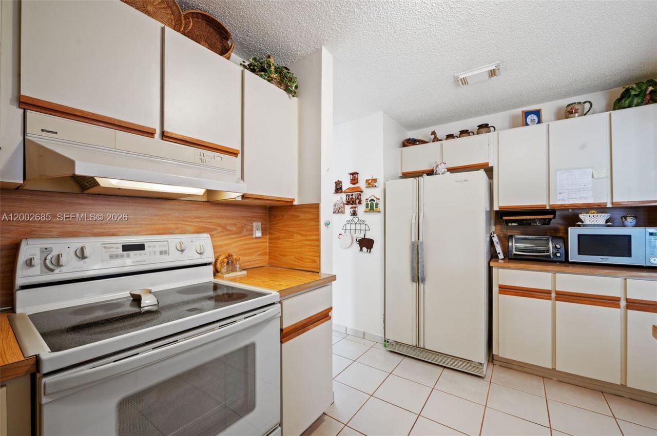 13440 SW 28th St , Miami, FL 33175 Photo