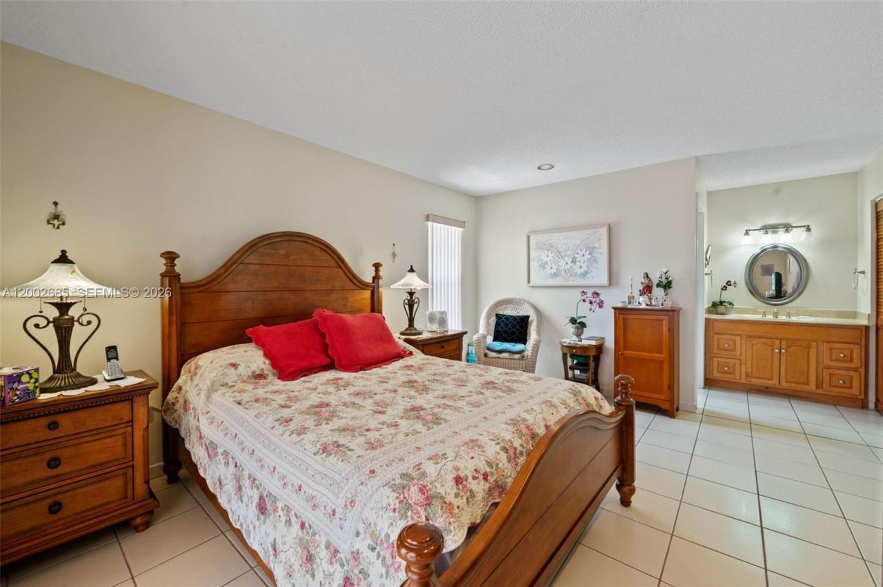 13440 SW 28th St , Miami, FL 33175 Photo