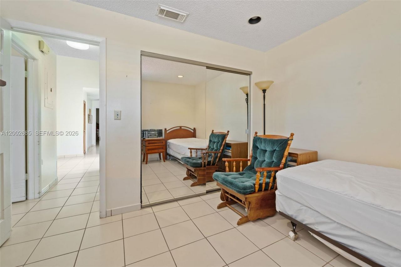 13440 SW 28th St , Miami, FL 33175 Photo