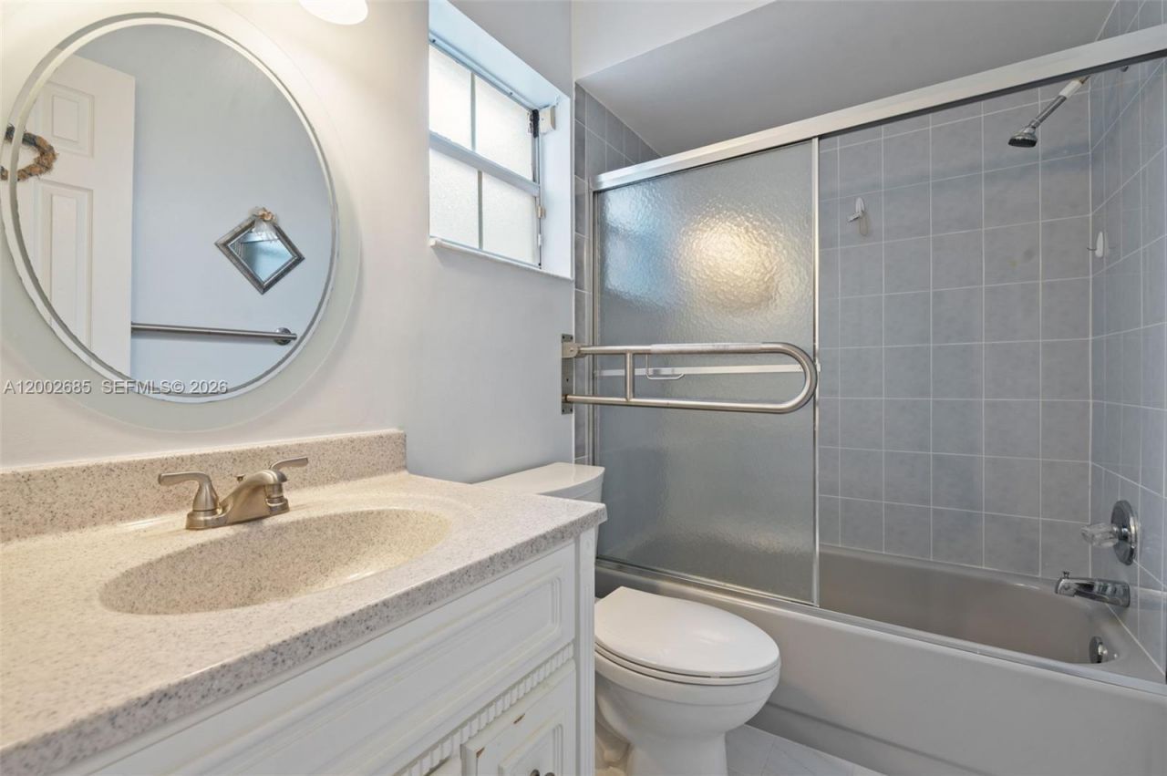 13440 SW 28th St , Miami, FL 33175 Photo