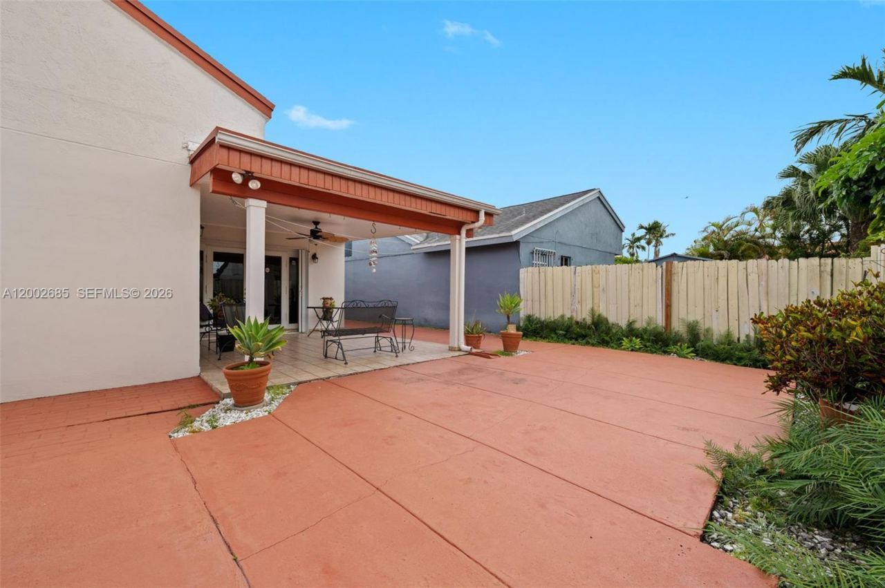 13440 SW 28th St , Miami, FL 33175 Photo