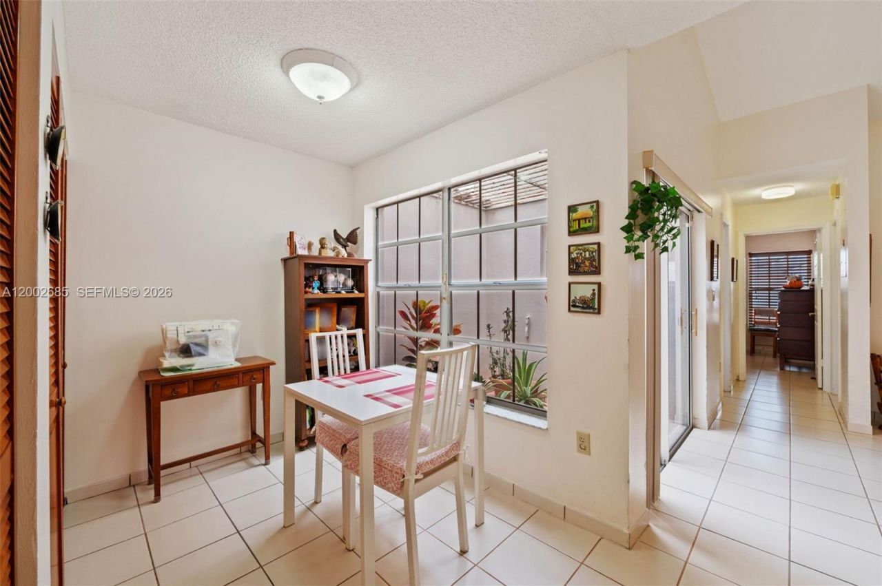 13440 SW 28th St , Miami, FL 33175 Photo