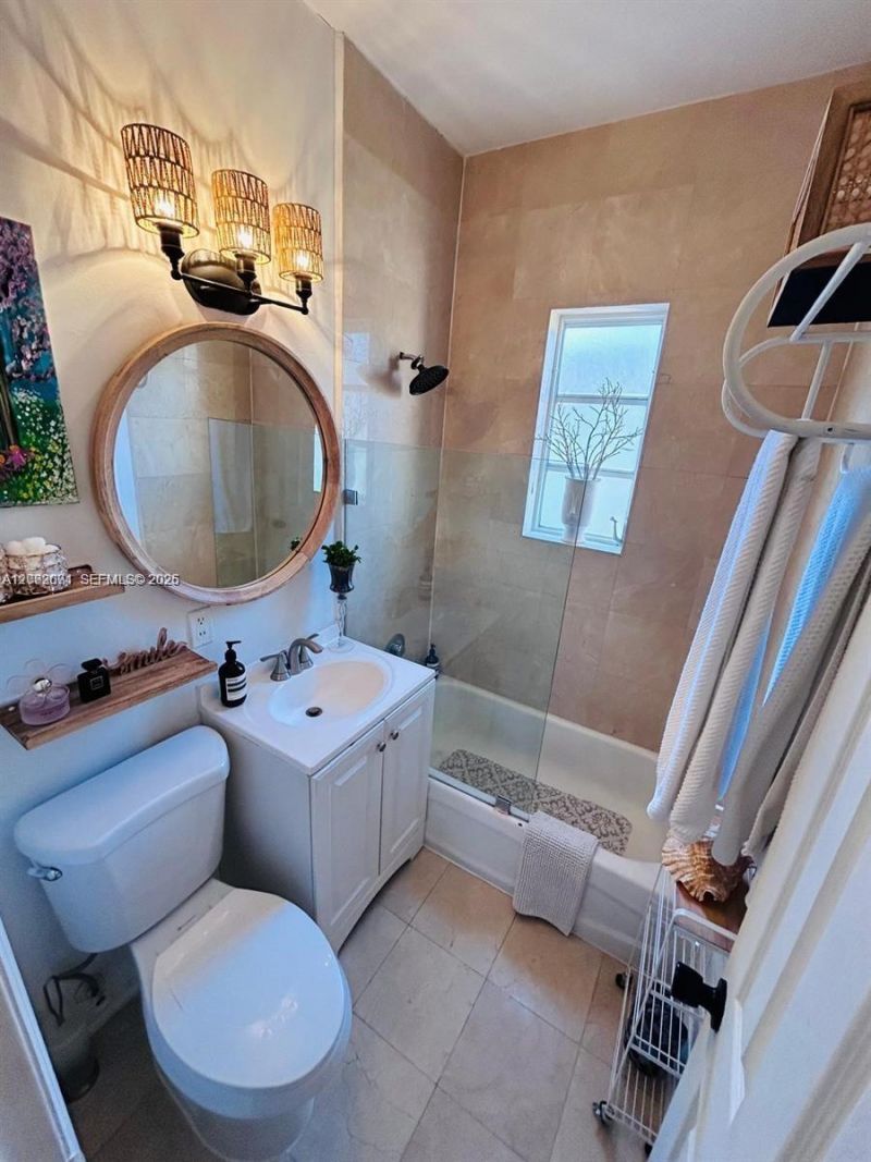 1227 Euclid Ave , Unit 7, Miami Beach, FL 33139 Photo