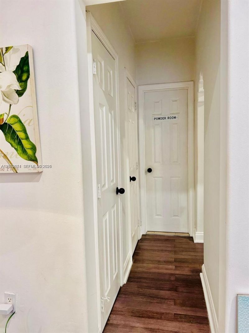 1227 Euclid Ave , Unit 7, Miami Beach, FL 33139 Photo