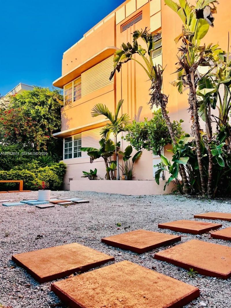 1227 Euclid Ave , Unit 7, Miami Beach, FL 33139 Photo