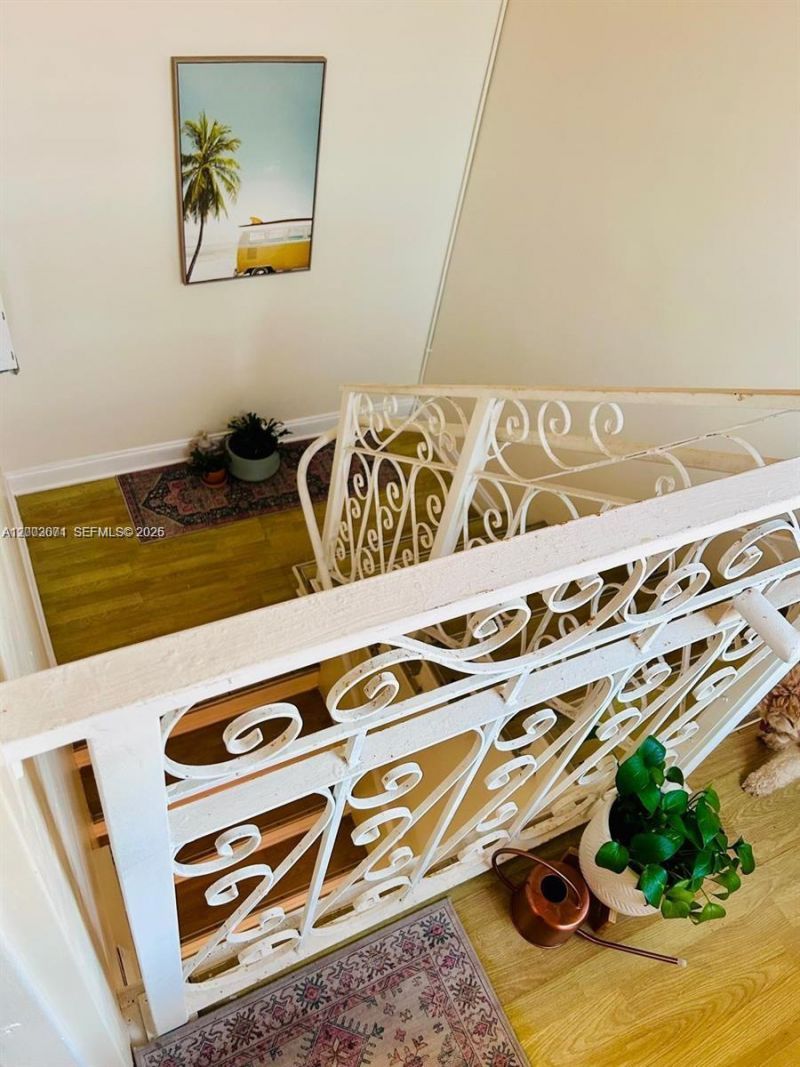 1227 Euclid Ave , Unit 7, Miami Beach, FL 33139 Photo