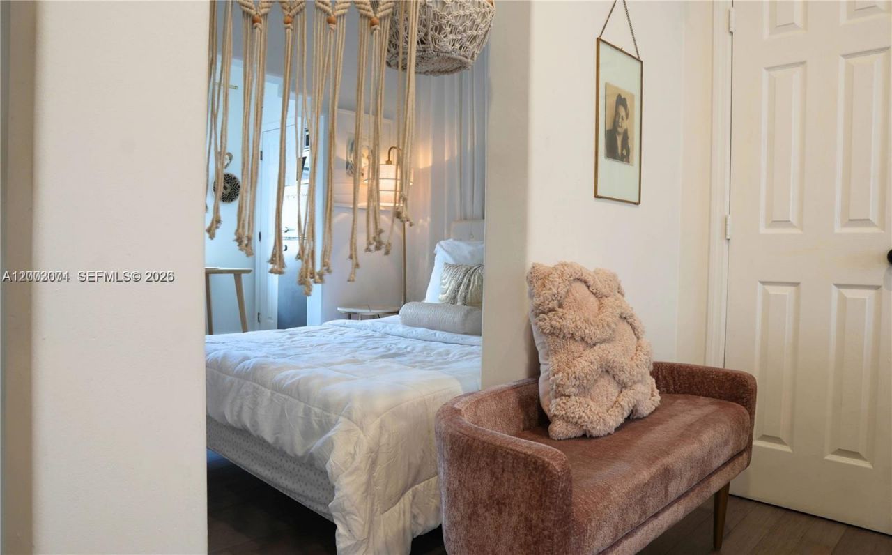 1227 Euclid Ave , Unit 7, Miami Beach, FL 33139 Photo