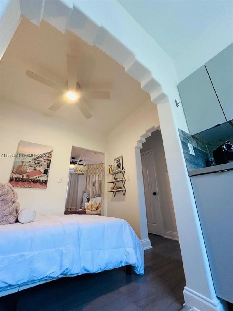 1227 Euclid Ave , Unit 7, Miami Beach, FL 33139 Photo