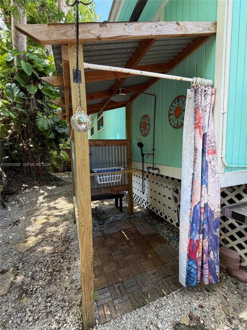 14 Bonita Ave, Key Largo, FL 33037 Photo