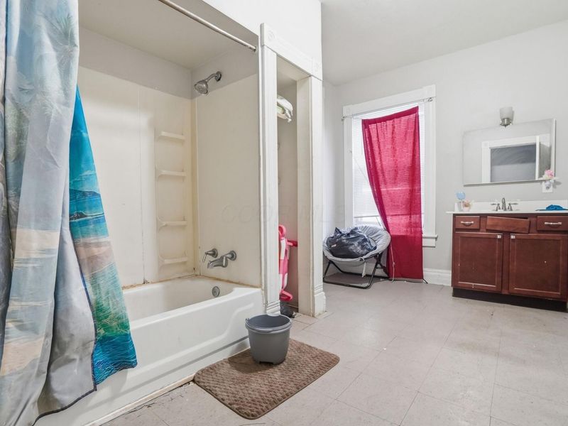 1501 E High Street , Springfield, OH 45505 Photo 16