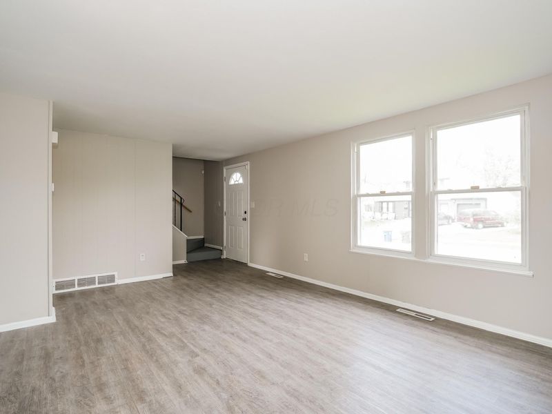 1565 Felix Drive, Columbus, OH 43207 Photo 3