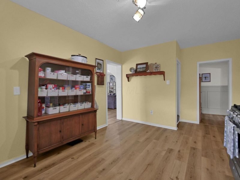 220 Barnes Avenue, Circleville, OH 43113 Photo 14