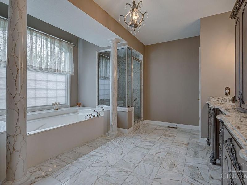 218 Random Drive, Hamilton, OH 45013 Photo 30