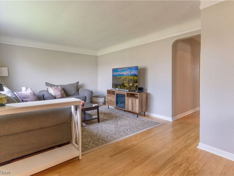 3003 Park Drive, Parma, OH 44134 Photo 2