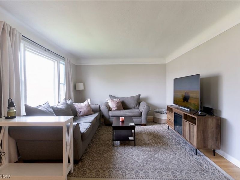 3003 Park Drive, Parma, OH 44134 Photo 3