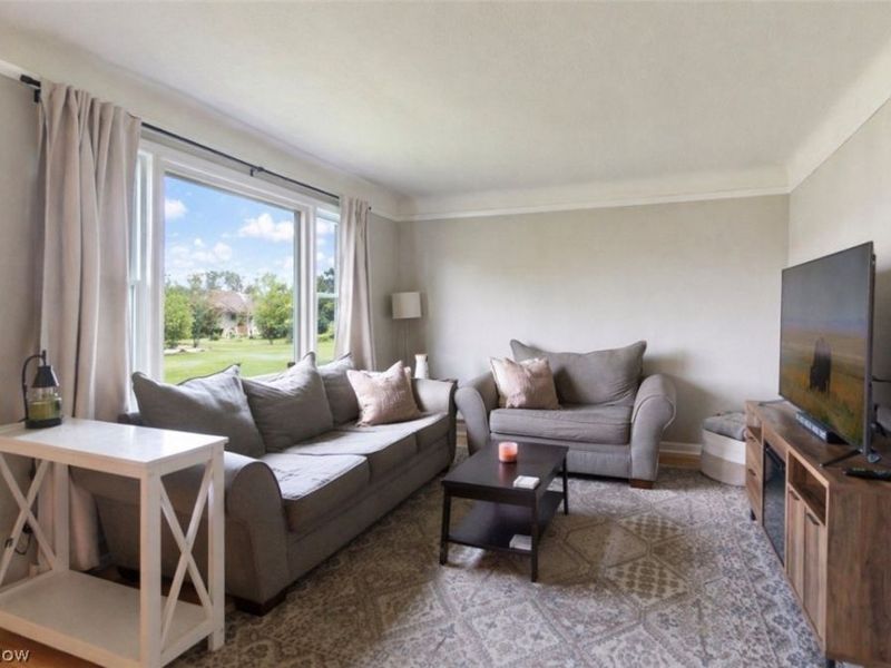 3003 Park Drive, Parma, OH 44134 Photo 4