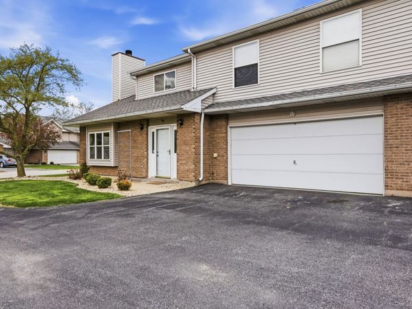 5610 W VON Avenue , Unit A, Monee, IL 60449