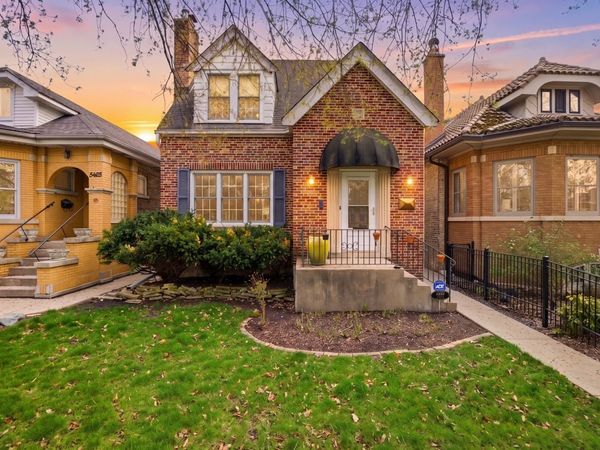 5455 W Cullom Avenue, Chicago, IL 60641