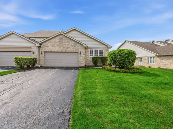 104 Iliad Drive , Tinley Park, IL 60477