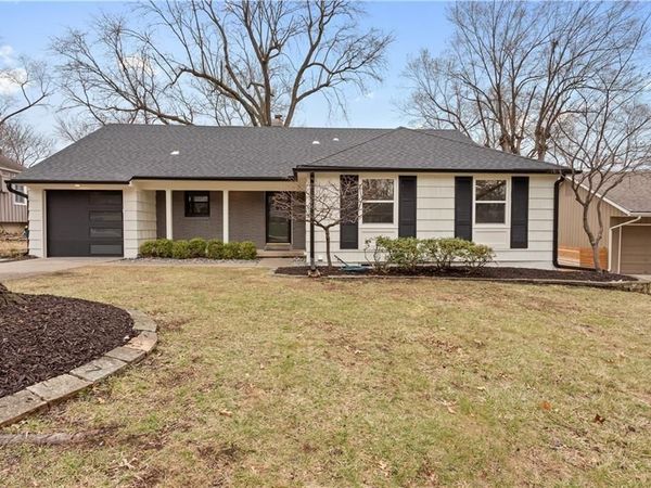 4808 W 77th Terrace, Prairie Village, KS 66208