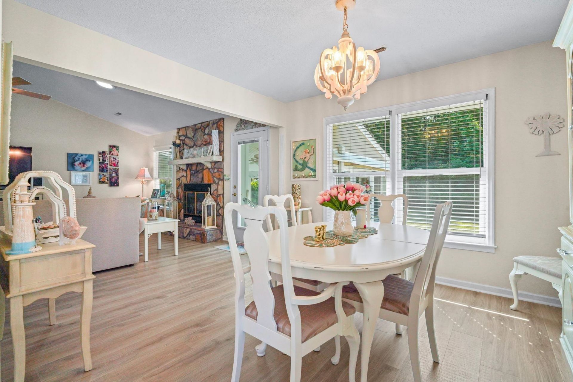 103 Cornerstone Ln.  Photo 12