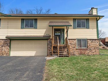 4100 Jordan Avenue N, New Hope, MN 55427