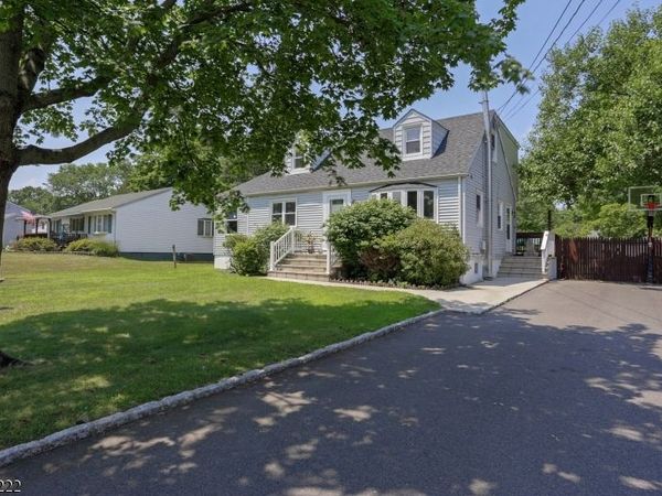 85 Hollywood Ave, Franklin, NJ 08873