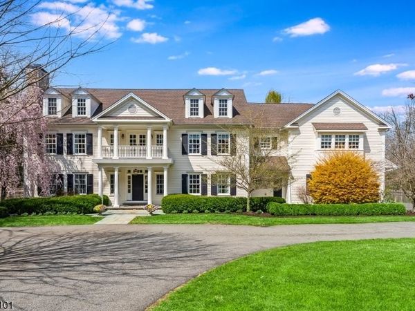 18 Yardley Rd, Mendham, NJ 07945