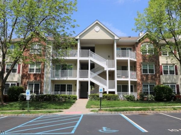 316 Red Crest Ln, Branchburg, NJ 08876