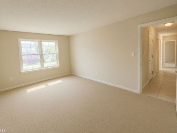 316 Red Crest Ln, Branchburg, NJ 08876