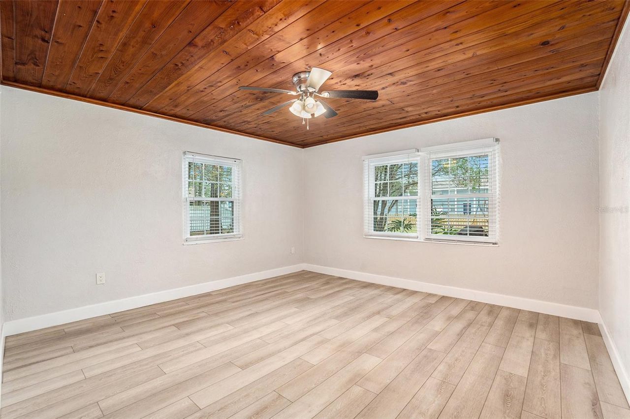 5305 Whiteway Drive, Temple Terrace, FL 33617 Photo